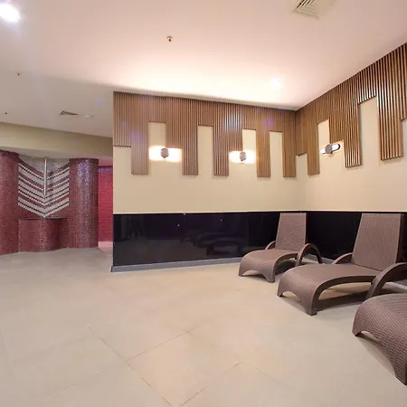 Western & Residences Hotel 4*