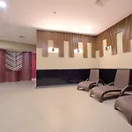 Western & Residences Hotel 4*