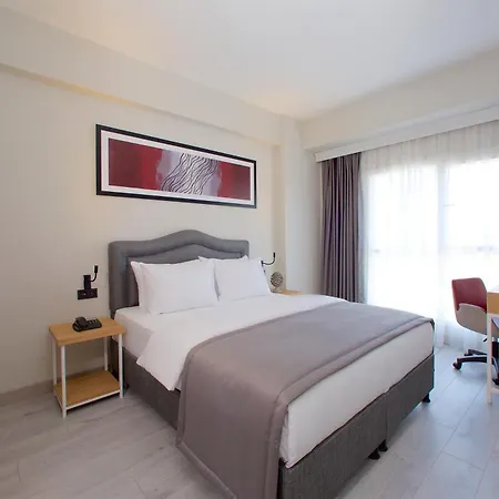 Hotel Western & Residences