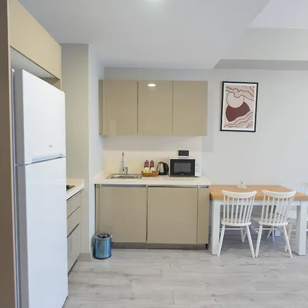 Western & Residences 4*