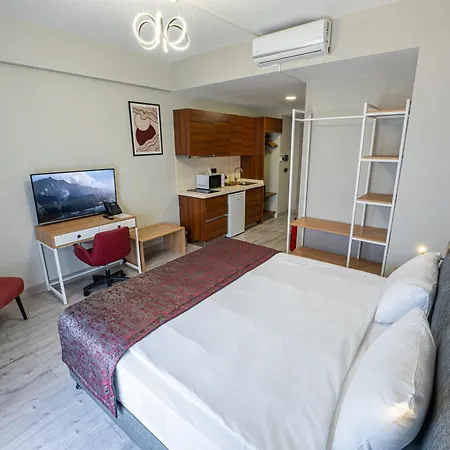 Western & Residences 4*