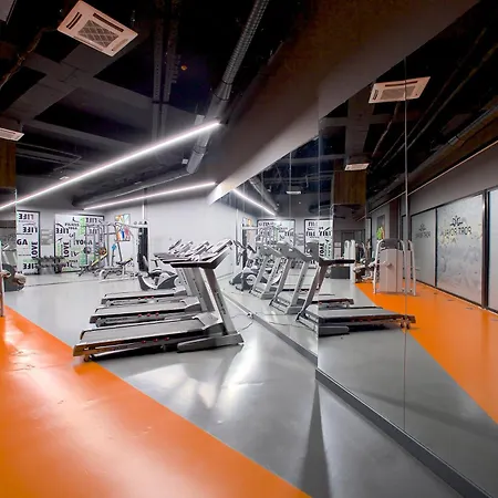 호텔 Western & Residences 4*