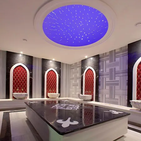 호텔 Western & Residences 4*