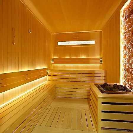 Otel Western Hotel&residences 4*