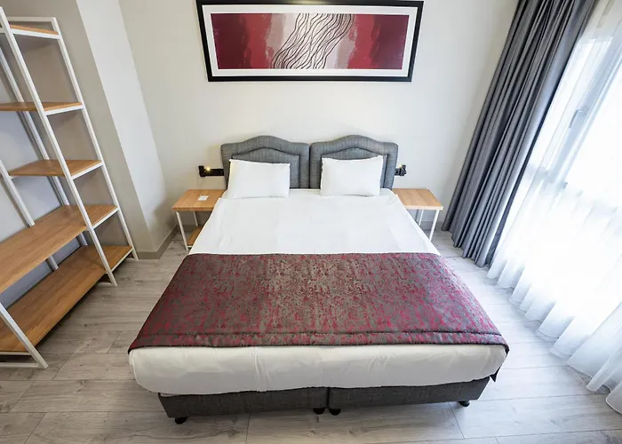 Western & Residences 4*