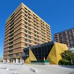 ホテル Western & Residences